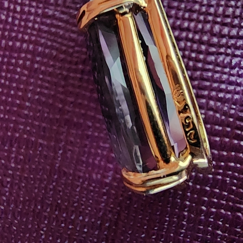 Elegant Purple Teardrop Pendant - Picture 8 of 12